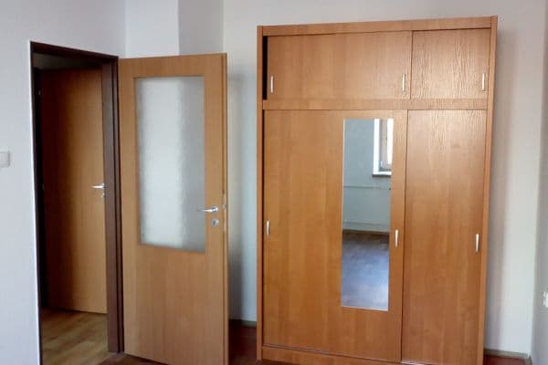 1 bedroom flat to rent, 42 m², Železničního pluku, Pardubice 1 bedroom flat to rent, 42 m², Železničního pluku, Pardubice