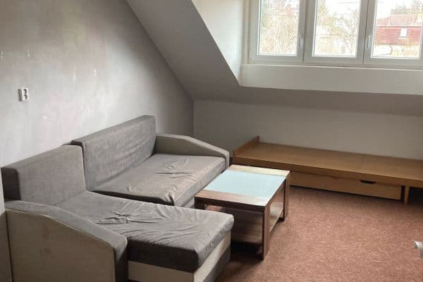 1 bedroom with open-plan kitchen flat to rent, 40 m², Šlikova, Praha 1 bedroom with open-plan kitchen flat to rent, 40 m², Šlikova, Praha