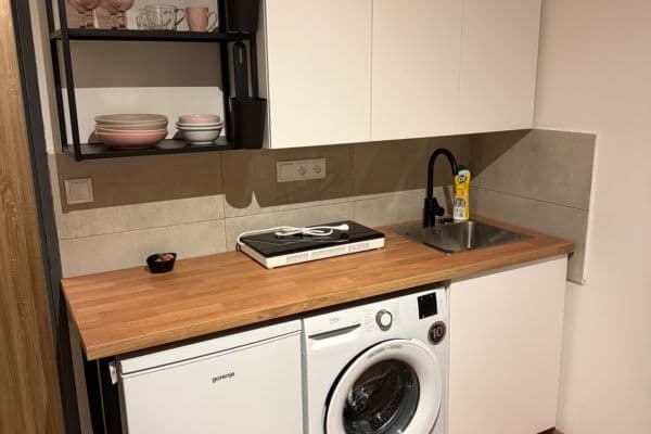 Studio flat to rent, 19 m², Nádražní, Ostrava, Moravskoslezský Region Studio flat to rent, 19 m², Nádražní, Ostrava, Moravskoslezský Region