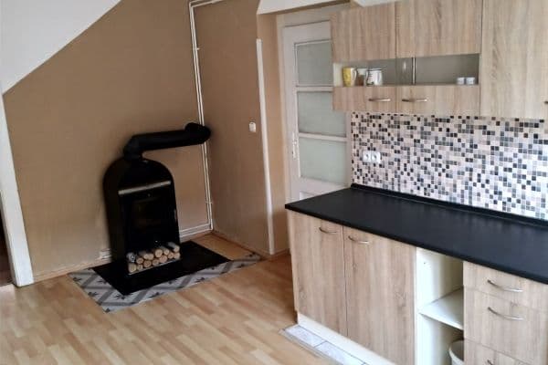 1 bedroom with open-plan kitchen flat to rent, 59 m², třída T. G. Masaryka, Roudnice nad Labem 1 bedroom with open-plan kitchen flat to rent, 59 m², třída T. G. Masaryka, Roudnice nad Labem