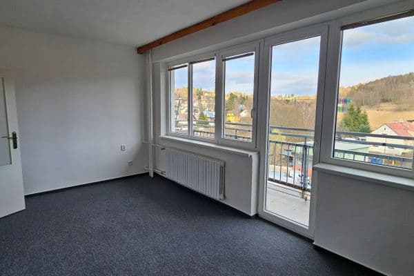 1 bedroom with open-plan kitchen flat to rent, 49 m², Pasecké náměstí, Jablonec nad Nisou 1 bedroom with open-plan kitchen flat to rent, 49 m², Pasecké náměstí, Jablonec nad Nisou