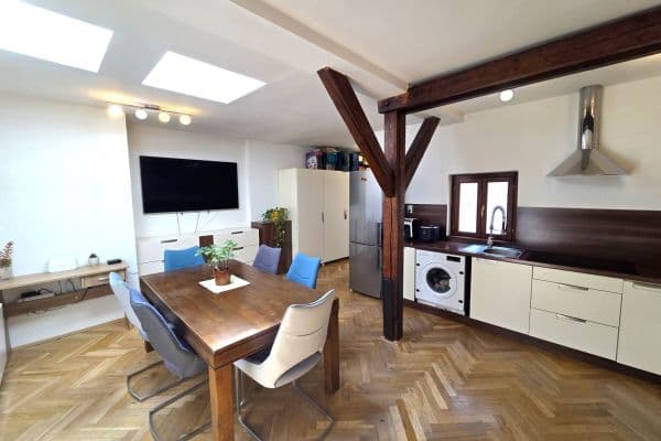 2 bedroom with open-plan kitchen flat for sale, 75 m², Sázavská, Praha 2 bedroom with open-plan kitchen flat for sale, 75 m², Sázavská, Praha