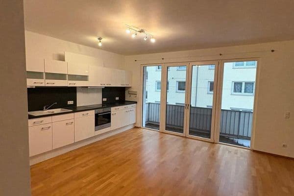 3 bedroom flat to rent, 105 m², Adalbertstrasse 64, Frankfurt am Main, Hesse 3 bedroom flat to rent, 105 m², Adalbertstrasse 64, Frankfurt am Main, Hesse