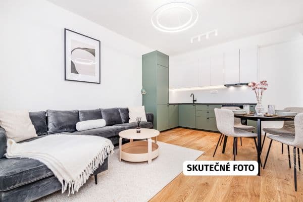 3 bedroom with open-plan kitchen flat for sale, 76 m², Kolátorova, Praha 3 bedroom with open-plan kitchen flat for sale, 76 m², Kolátorova, Praha
