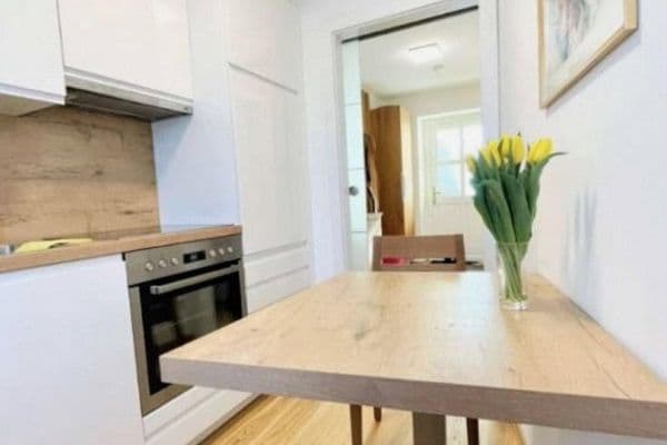 Studio flat to rent, 35 m², Langstraße, Innsbruck, Tyrol Studio flat to rent, 35 m², Langstraße, Innsbruck, Tyrol