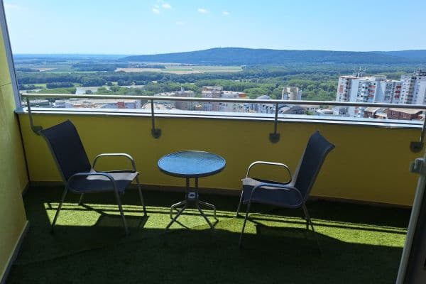 2 bedroom flat to rent, 72 m², Majerníkova, Karlova Ves 2 bedroom flat to rent, 72 m², Majerníkova, Karlova Ves