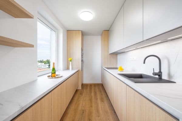 2 bedroom with open-plan kitchen flat for sale, 76 m², Janovská, Praha 2 bedroom with open-plan kitchen flat for sale, 76 m², Janovská, Praha