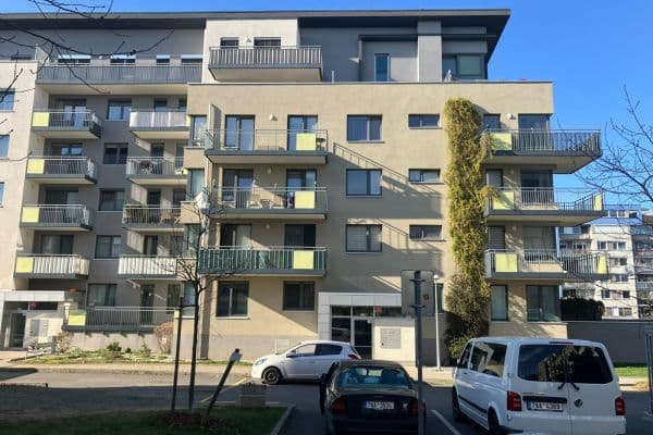 2 bedroom with open-plan kitchen flat to rent, 70 m², Rižská, Praha 2 bedroom with open-plan kitchen flat to rent, 70 m², Rižská, Praha