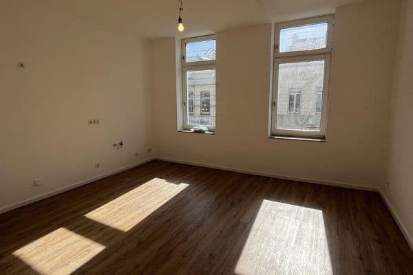 1 bedroom with open-plan kitchen flat to rent, 50 m², Krefeld 1 bedroom with open-plan kitchen flat to rent, 50 m², Krefeld