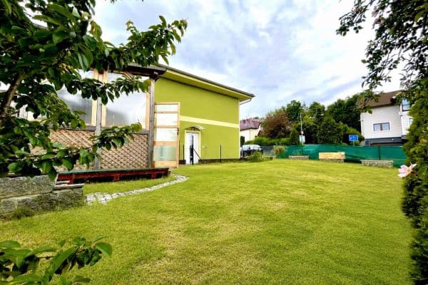 2 bedroom with open-plan kitchen flat to rent, 77 m², Horská, Jenišov 2 bedroom with open-plan kitchen flat to rent, 77 m², Horská, Jenišov