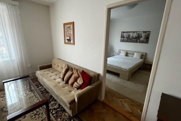 2 bedroom flat to rent, 53 m², José Martího, Praha 2 bedroom flat to rent, 53 m², José Martího, Praha