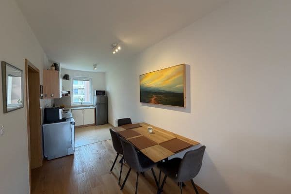 1 bedroom with open-plan kitchen flat for sale, 58 m², Papírníkova, Praha 1 bedroom with open-plan kitchen flat for sale, 58 m², Papírníkova, Praha