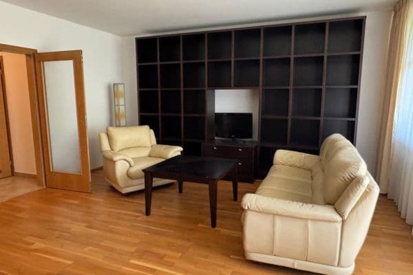 2 bedroom with open-plan kitchen flat to rent, 107 m², Strnadových, Prague 2 bedroom with open-plan kitchen flat to rent, 107 m², Strnadových, Prague