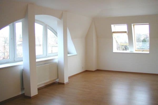 4 bedroom flat to rent, 129 m², Medkova, Praha 4 bedroom flat to rent, 129 m², Medkova, Praha