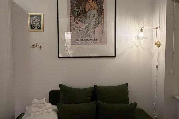 Studio flat for sale, 18 m², Sokolská, Praha Studio flat for sale, 18 m², Sokolská, Praha