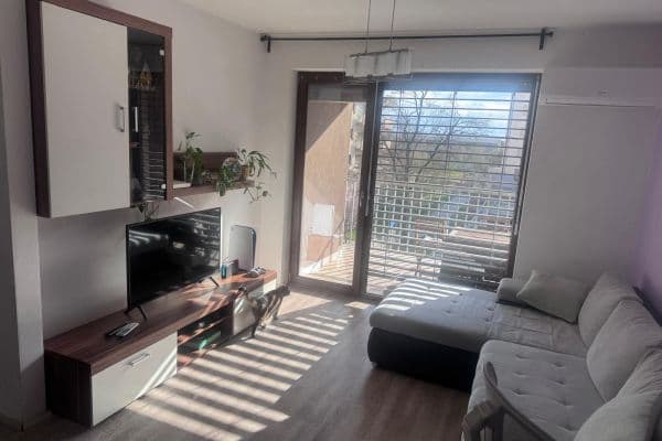 2 bedroom with open-plan kitchen flat to rent, 70 m², Řípská, Brno 2 bedroom with open-plan kitchen flat to rent, 70 m², Řípská, Brno