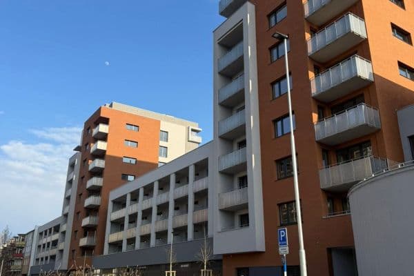 Studio flat to rent, 35 m², Poděbradská, Praha Studio flat to rent, 35 m², Poděbradská, Praha