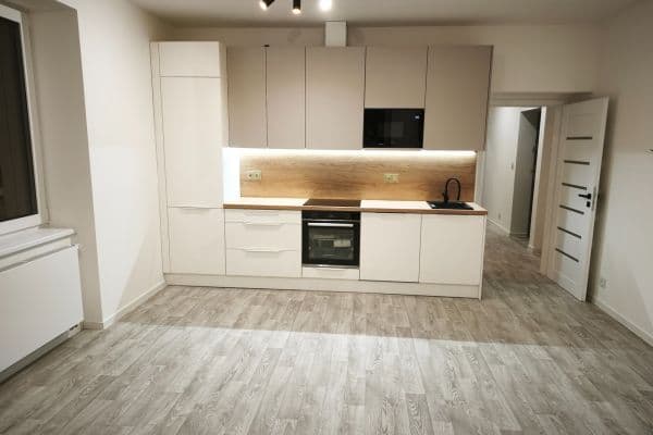 2 bedroom with open-plan kitchen flat to rent, 59 m², Jižní, Jablonec nad Nisou 2 bedroom with open-plan kitchen flat to rent, 59 m², Jižní, Jablonec nad Nisou