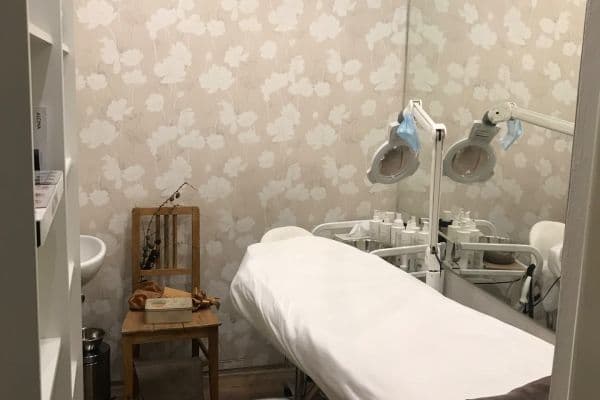 non-residential property to rent, 4 m², Hvězdova, Praha non-residential property to rent, 4 m², Hvězdova, Praha