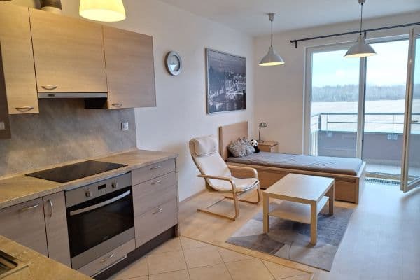 Studio flat to rent, 33 m², Kadečkové, Praha Studio flat to rent, 33 m², Kadečkové, Praha