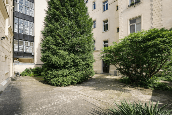 2 bedroom flat to rent, 56 m², Všehrdova, Praha 2 bedroom flat to rent, 56 m², Všehrdova, Praha