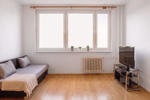 3 bedroom flat to rent, 63 m², Pražského, Praha 3 bedroom flat to rent, 63 m², Pražského, Praha