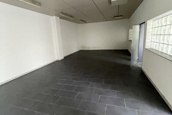 office to rent, 150 m², Im Gewerbepark 1, Hunderdorf, Bavaria office to rent, 150 m², Im Gewerbepark 1, Hunderdorf, Bavaria