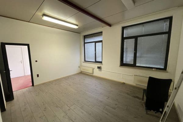 office to rent, 30 m², Im Gewerbepark 1, Hunderdorf, Bavaria office to rent, 30 m², Im Gewerbepark 1, Hunderdorf, Bavaria