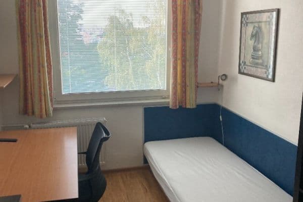 4 bedroom flat to rent, 90 m², Pertoldova, Praha 4 bedroom flat to rent, 90 m², Pertoldova, Praha