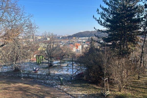 3 bedroom flat to rent, 121 m², Družstevní ochoz, Praha 3 bedroom flat to rent, 121 m², Družstevní ochoz, Praha