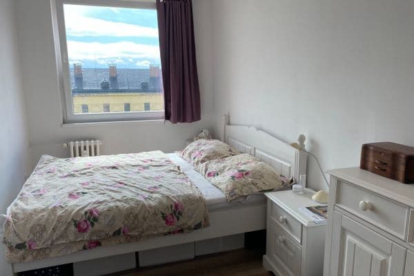 1 bedroom with open-plan kitchen flat to rent, 43 m², M. Švabinského, Kladno 1 bedroom with open-plan kitchen flat to rent, 43 m², M. Švabinského, Kladno