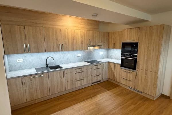 1 bedroom with open-plan kitchen flat to rent, 63 m², Kačírkova, Opava, Moravskoslezský Region 1 bedroom with open-plan kitchen flat to rent, 63 m², Kačírkova, Opava, Moravskoslezský Region