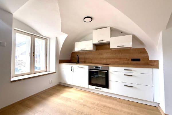 2 bedroom with open-plan kitchen flat to rent, 65 m², Doubravice 2 bedroom with open-plan kitchen flat to rent, 65 m², Doubravice