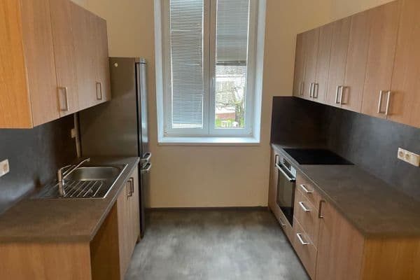 2 bedroom flat to rent, 53 m², náměstí Bedřicha Smetany, Český Dub 2 bedroom flat to rent, 53 m², náměstí Bedřicha Smetany, Český Dub