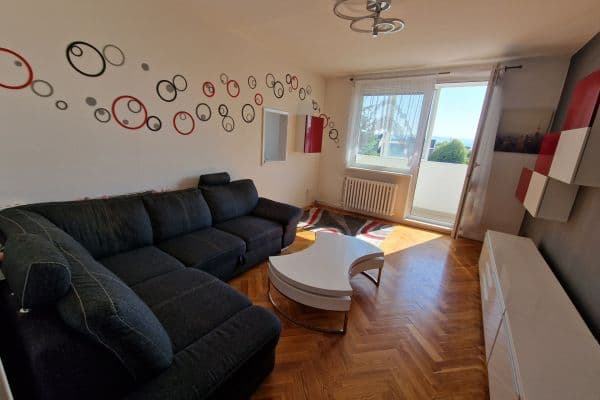 3 bedroom flat to rent, 74 m², Náves Svobody, Olomouc 3 bedroom flat to rent, 74 m², Náves Svobody, Olomouc