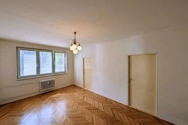 4 bedroom flat to rent, 69 m², Jasmínová, Ostrava 4 bedroom flat to rent, 69 m², Jasmínová, Ostrava