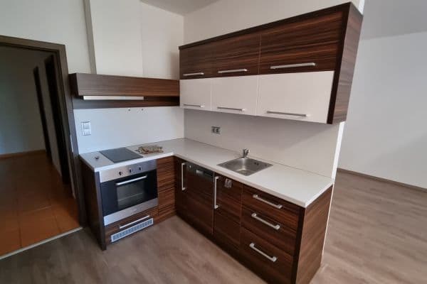 Studio flat to rent, 39 m², Čajkovského, Hodonín Studio flat to rent, 39 m², Čajkovského, Hodonín