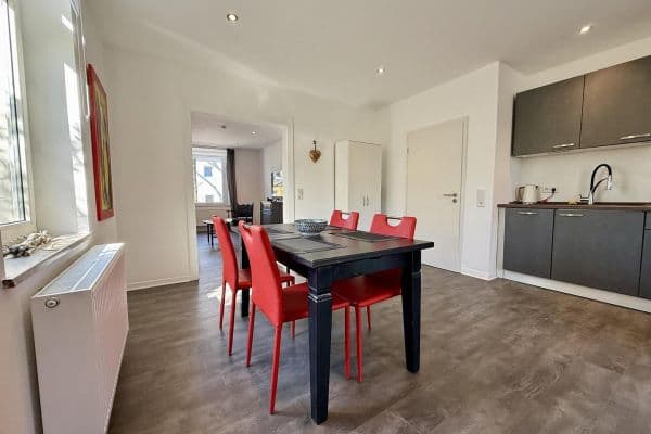 2 bedroom flat to rent, 60 m², Hainstraße 78, Wuppertal, North Rhine-Westphalia 2 bedroom flat to rent, 60 m², Hainstraße 78, Wuppertal, North Rhine-Westphalia