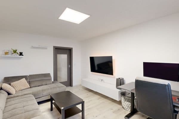 3 bedroom flat to rent, 68 m², Na Loučkách, Kuřim 3 bedroom flat to rent, 68 m², Na Loučkách, Kuřim