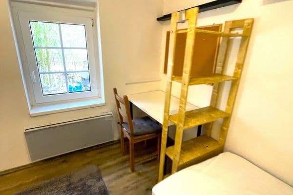 Studio flat to rent, 18 m², Na Cikánce, Praha Studio flat to rent, 18 m², Na Cikánce, Praha