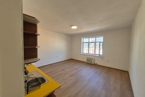 1 bedroom with open-plan kitchen flat to rent, 51 m², Poděbradova, Ostrava 1 bedroom with open-plan kitchen flat to rent, 51 m², Poděbradova, Ostrava