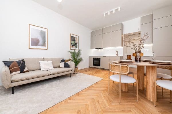 1 bedroom with open-plan kitchen flat for sale, 52 m², Chodská, Praha 1 bedroom with open-plan kitchen flat for sale, 52 m², Chodská, Praha
