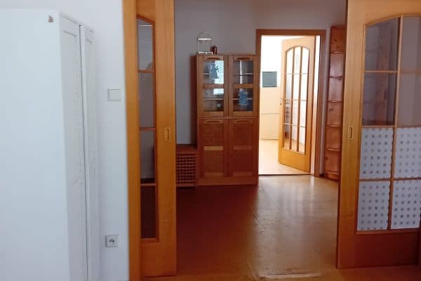 3 bedroom flat to rent, 78 m², Hlaváčikova, Karlova Ves 3 bedroom flat to rent, 78 m², Hlaváčikova, Karlova Ves