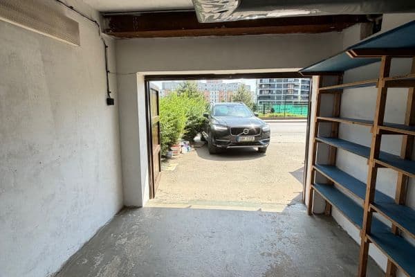 garage for sale, 14 m², Pod Třebešínem, Praha garage for sale, 14 m², Pod Třebešínem, Praha