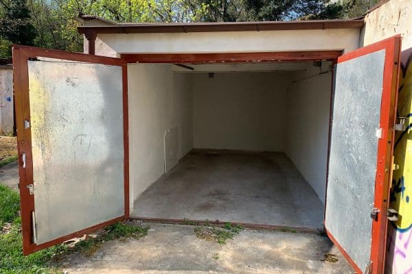 garage to rent, 18 m², Školní, Želivec garage to rent, 18 m², Školní, Želivec