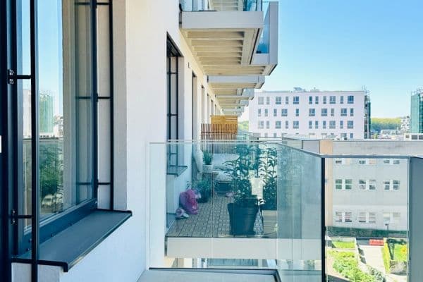 Studio flat to rent, 36 m², Fafkových, Praha Studio flat to rent, 36 m², Fafkových, Praha