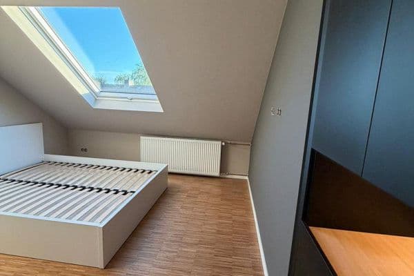 3 bedroom flat to rent, 22 m², Feldbergblick 2+4, Frankfurt am Main 3 bedroom flat to rent, 22 m², Feldbergblick 2+4, Frankfurt am Main