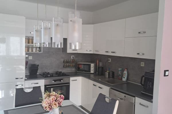 2 bedroom with open-plan kitchen flat for sale, 64 m², Průběžná, Ostrava 2 bedroom with open-plan kitchen flat for sale, 64 m², Průběžná, Ostrava