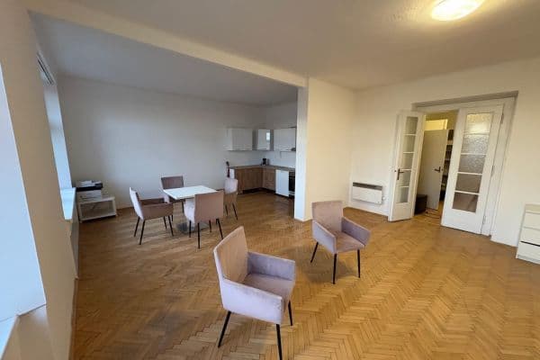 2 bedroom flat to rent, 80 m², Na Kovárně, Praha 2 bedroom flat to rent, 80 m², Na Kovárně, Praha
