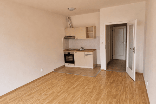 Studio flat to rent, 30 m², Pešlova, Praha Studio flat to rent, 30 m², Pešlova, Praha